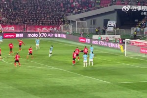 这个角度看着最震撼！实拍斯坦丘轰出飞火流星