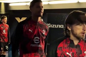 致敬自己？哈兰德晒出自己在对阵阿森纳的游戏中取得进球！